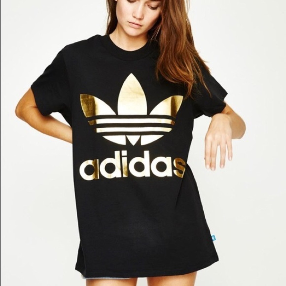 ⚡️NWOT Adidas Originals Gold Trefoil Oversided Tee - Picture 2 of 9